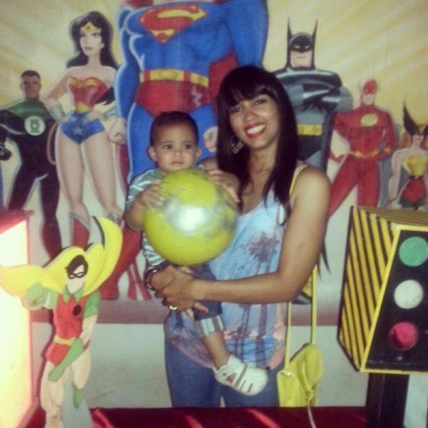 Heitor, comemora seu primeiro aninho com o pai e amiguinhos - Imagem 30