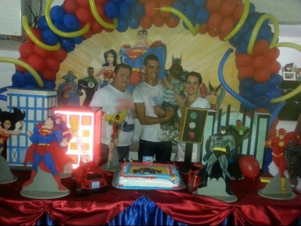 Heitor, comemora seu primeiro aninho com o pai e amiguinhos - Imagem 42