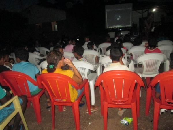 Segundo CINE CRAS realizado pela  Secretaria Municipal de Assistência Social - Imagem 15