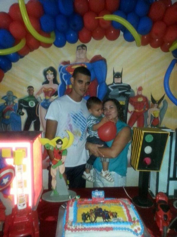 Heitor, comemora seu primeiro aninho com o pai e amiguinhos - Imagem 41