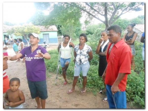 Defesa Civil de Inhuma se reúne com moradores da localidade Catingueiros para tratar sobre desperdício de água - Imagem 2