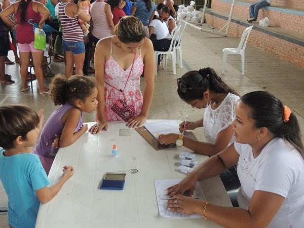 Assistência Social executa a distribuição de cestas básicas - Imagem 4
