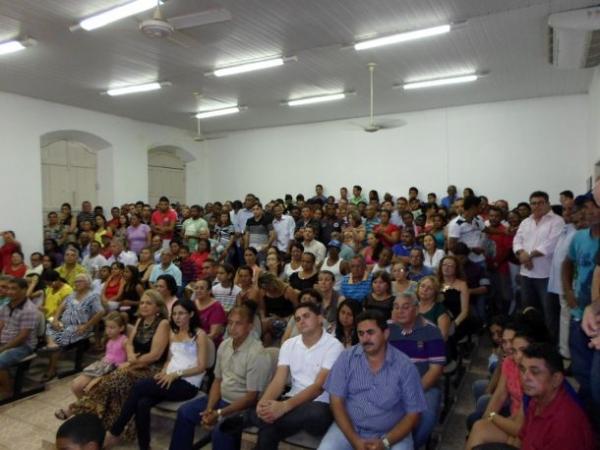 Está empossado Diego Teixeira, novo prefeito de Amarante - Imagem 37