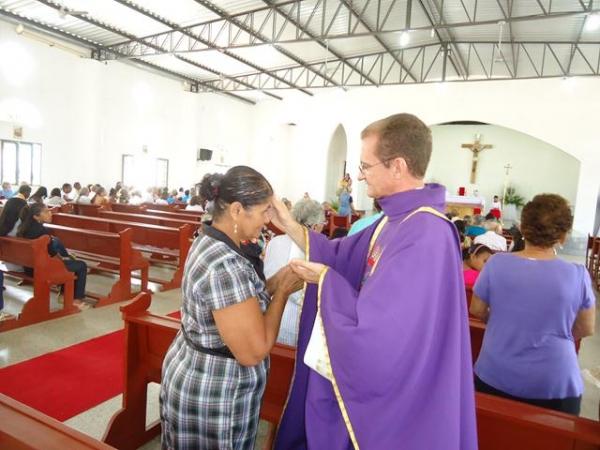 Foi realizada a tradicional Missa pelos Anciãos e Enfermos em Ipiranga - Imagem 1