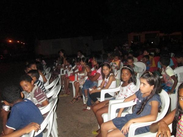 Segundo CINE CRAS realizado pela  Secretaria Municipal de Assistência Social - Imagem 22