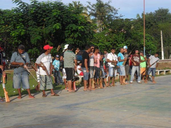 Veja como foi a malhação do Judas em Lagoinha  - Imagem 3