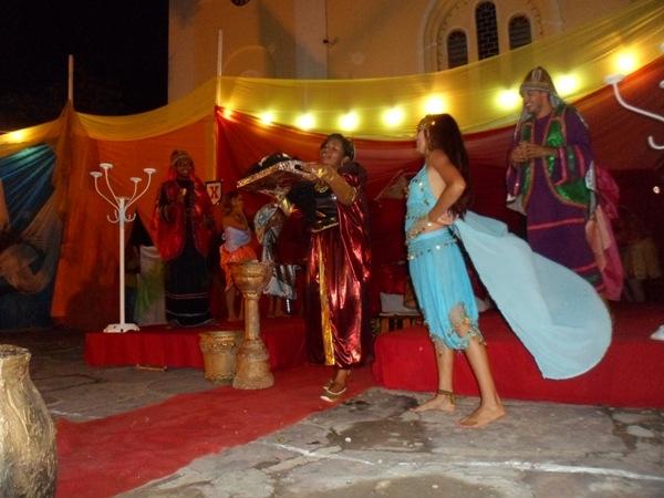 Encenação da Paixão de Cristo emociona milhares de pessoas em Valença - Imagem 50