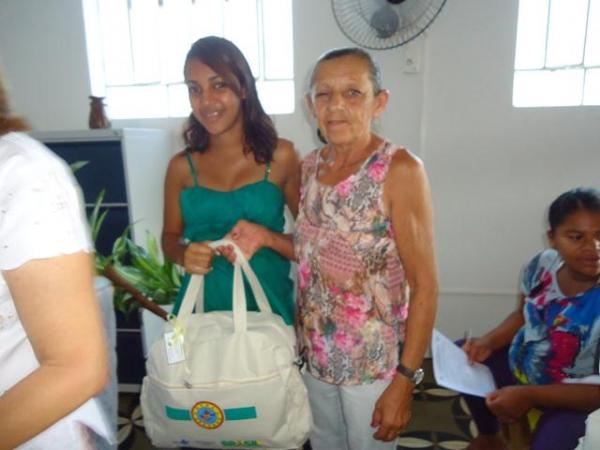 Secretaria Municipal de Assistência Social realiza encerramento do Projeto Vida  - Imagem 17