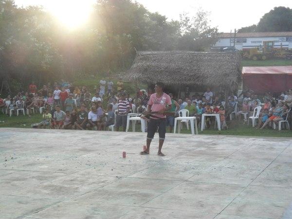 Veja como foi a malhação do Judas em Lagoinha  - Imagem 9