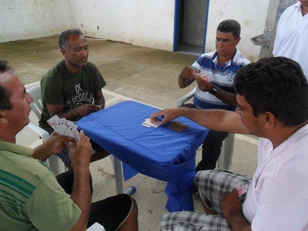 Jogos de Dominó Sinuca e Baralho movimentam a cidade  - Imagem 3