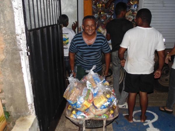 Prefeitura e Semasc fazem doação de cestas básicas na Semana Santa - Imagem 1