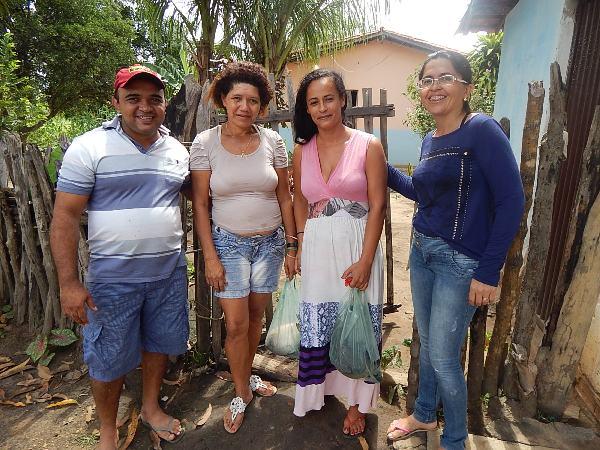 Prefeito Manoel Dedé entrega mais de 2.500 quilos de peixe para a população