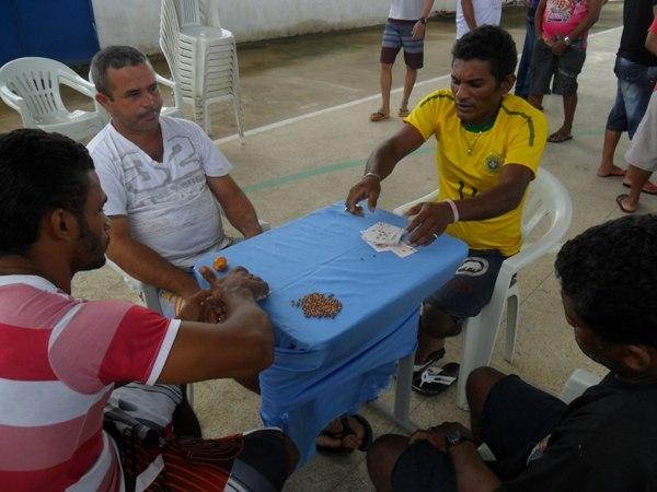 Jogos de Dominó Sinuca e Baralho movimentam a cidade  - Imagem 1