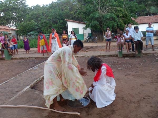 Alunos encenam Paixão de Cristo no Povoado Taboquinha  - Imagem 3