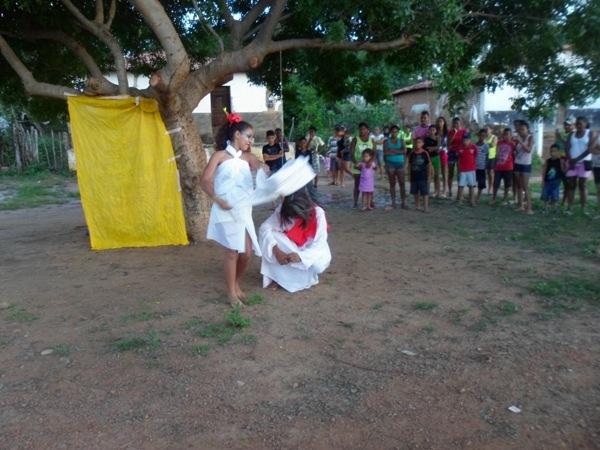 Alunos encenam Paixão de Cristo no Povoado Taboquinha  - Imagem 6