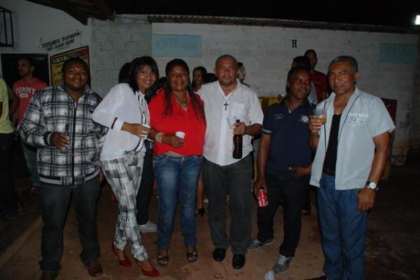 Clube do Dodó ficou pequeno para o Show da Banda Catuaba com Amendoim  - Imagem 33