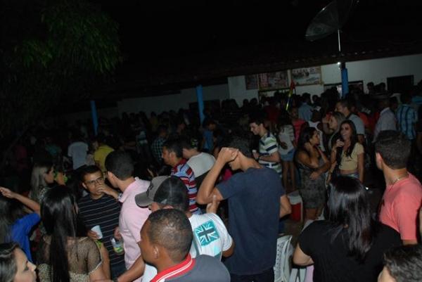 Clube do Dodó ficou pequeno para o Show da Banda Catuaba com Amendoim  - Imagem 26