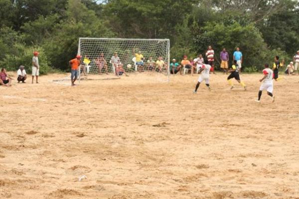 Deputado Fernando Monteiro realizou tradicional torneio Quadrangular  - Imagem 49