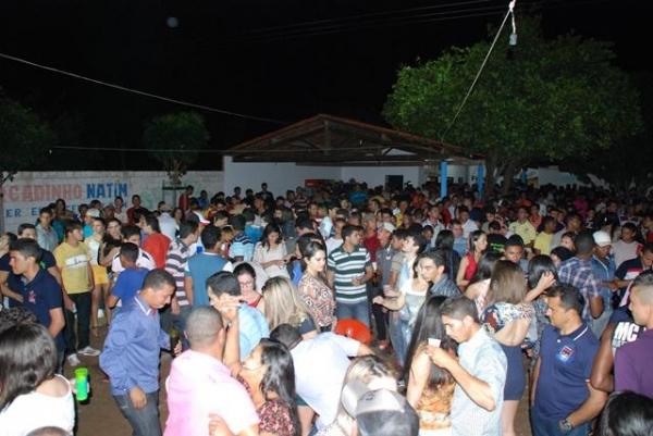 Clube do Dodó ficou pequeno para o Show da Banda Catuaba com Amendoim  - Imagem 17