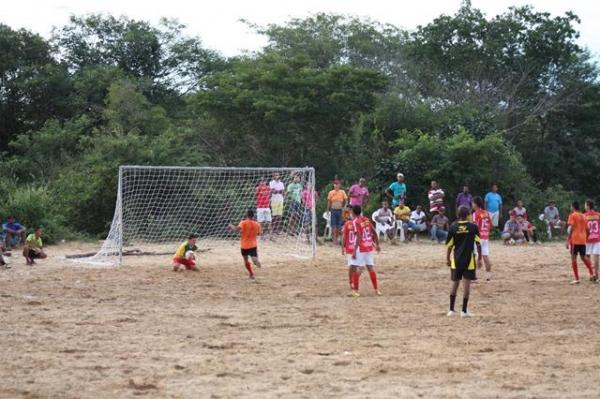 Deputado Fernando Monteiro realizou tradicional torneio Quadrangular  - Imagem 13