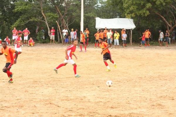 Deputado Fernando Monteiro realizou tradicional torneio Quadrangular  - Imagem 40