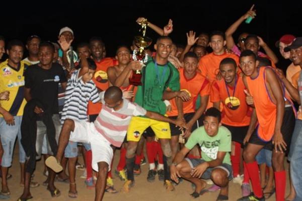 Deputado Fernando Monteiro realizou tradicional torneio Quadrangular  - Imagem 87