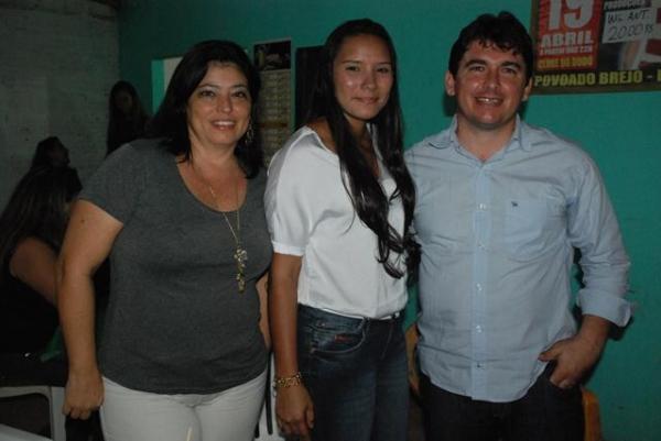 Clube do Dodó ficou pequeno para o Show da Banda Catuaba com Amendoim  - Imagem 3