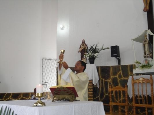 Paróquia de N. S. dos Remédios celebra a ressurreição do Senhor: Ele é nossa certeza indestrutível! - Imagem 4