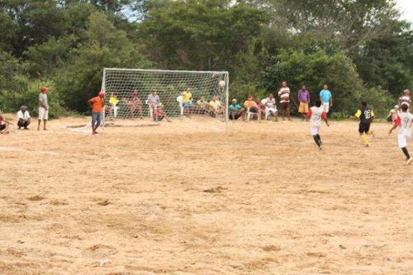 Deputado Fernando Monteiro realizou tradicional torneio Quadrangular  - Imagem 50