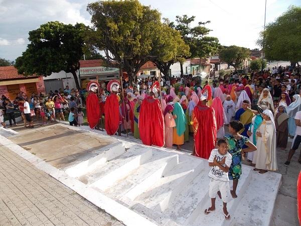 Sexta Feira Santa na cidade de Porto: uma tradição que cresce a cada ano. - Imagem 1