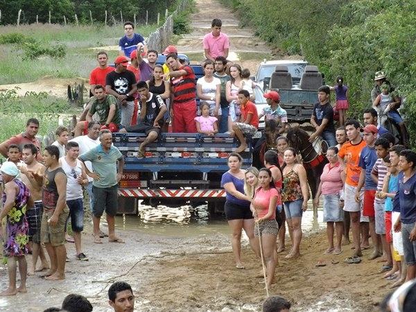 Dom Expedito Lopes comemora Semana Santa com algumas tradições divertidas! - Imagem 5