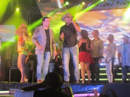 Show com a participação de amigos no 6º DVD de Francis Lopes - Imagem 20