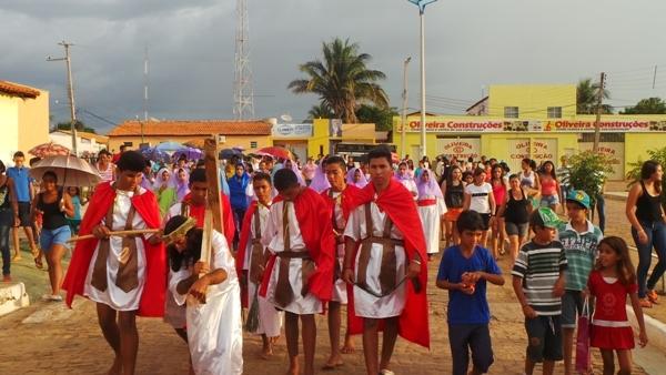 Encenação da Paixão em Pimenteiras emociona população - Imagem 18