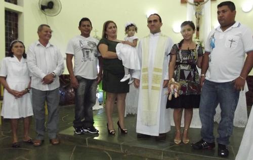 O batismo de Maria Nayane realizado durante celebração da páscoa em Brasileira - Imagem 5