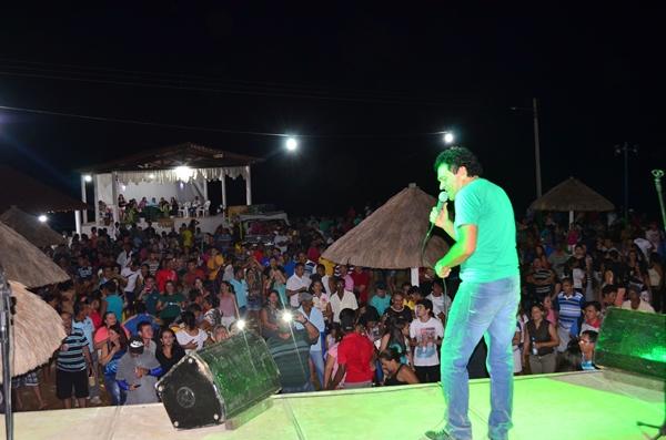 Semana Santa: Shows atraíram milhares de pessoas no Balneário Pimenta.