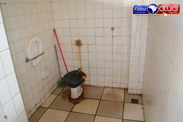 Insalubridade e péssimas condições sanitárias caracterizam rodoviária de Picos. - Imagem 3