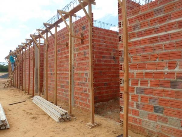 “Valença está virando um grande canteiro de obras”, disse Prefeito Walfredo. - Imagem 9