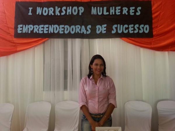 Vice-prefeita de Nossa Senhora de Nazaré Gercina Carvalho participa do I Workshop de mulheres empreendedoras de cocal de telha - Imagem 1