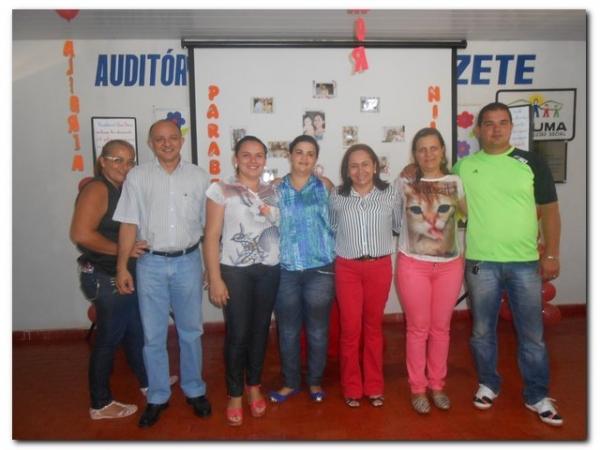 Maria Nilcimar comemora seu aniversário com a família e amigos - Imagem 27