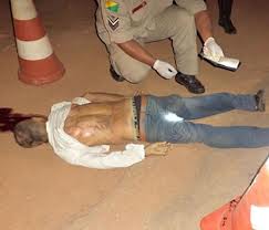  Casal abandona corpo de idoso na cidade de Picos .