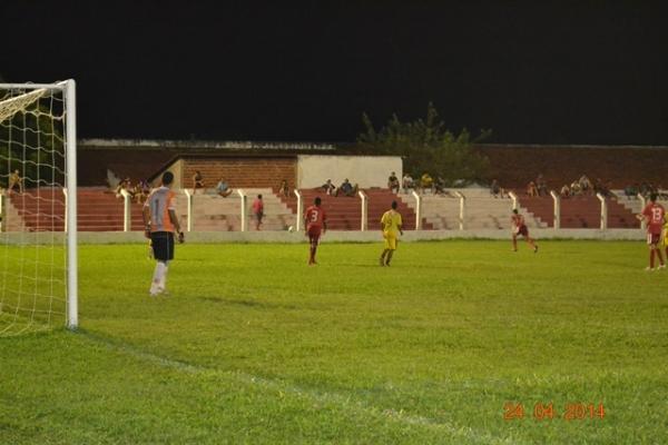 Seleção de Boa Hora e 4 de Julho jogam amistoso para ajudar o jogador Alex Paraíba - Imagem 4