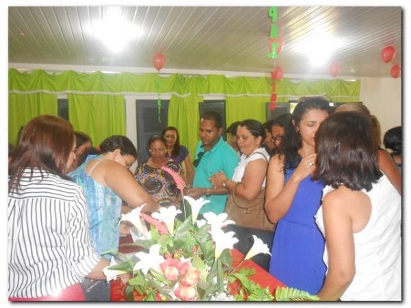 Maria Nilcimar comemora seu aniversário com a família e amigos - Imagem 53