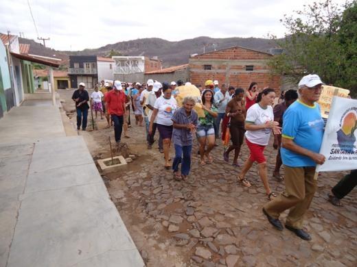 Secretaria de Saúde organiza Caminhada em alusão ao aniversário de Santana do Piauí . - Imagem 1