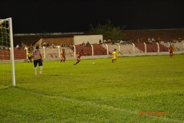 Seleção de Boa Hora e 4 de Julho jogam amistoso para ajudar o jogador Alex Paraíba - Imagem 3