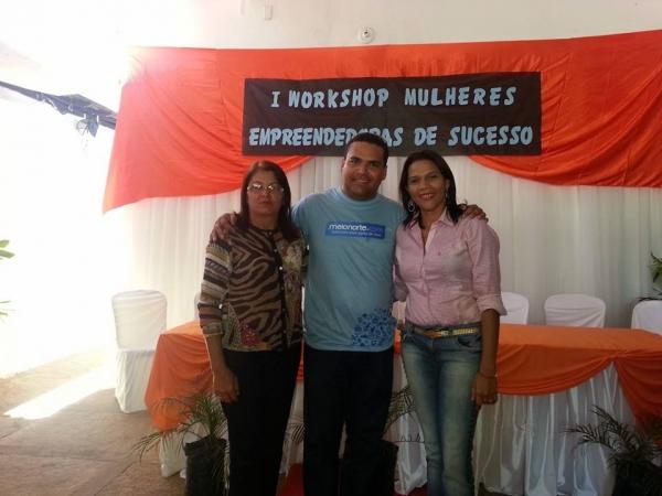 Vice-prefeita de Nossa Senhora de Nazaré Gercina Carvalho participa do I Workshop de mulheres empreendedoras de cocal de telha - Imagem 2