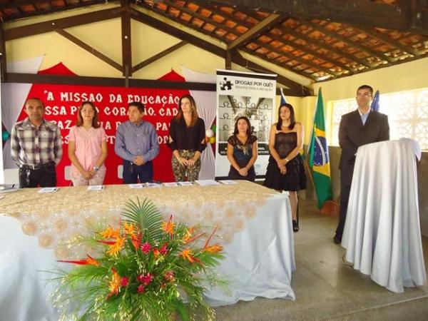 Foi um sucesso o Seminário Drogas Por Quê? - Imagem 42