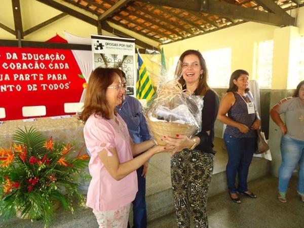 Foi um sucesso o Seminário Drogas Por Quê? - Imagem 5