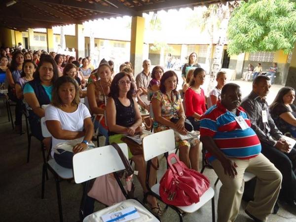 Foi um sucesso o Seminário Drogas Por Quê? - Imagem 25