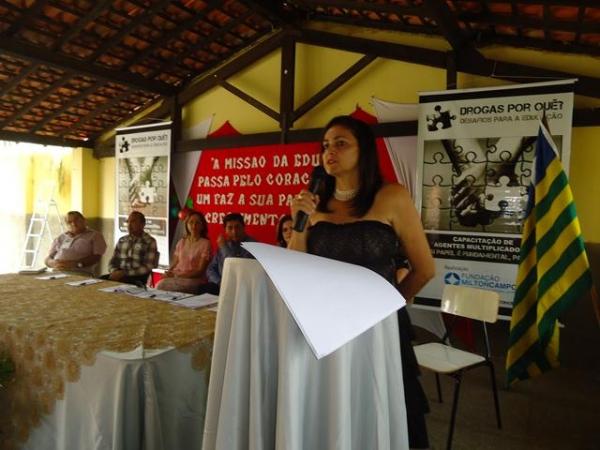 Foi um sucesso o Seminário Drogas Por Quê? - Imagem 36