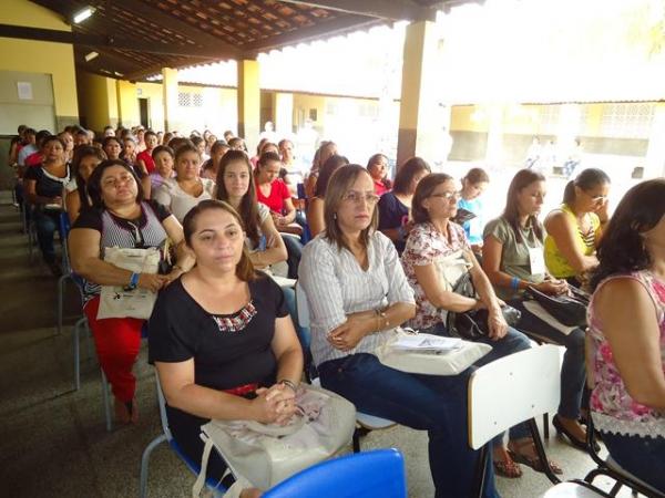 Foi um sucesso o Seminário Drogas Por Quê? - Imagem 21